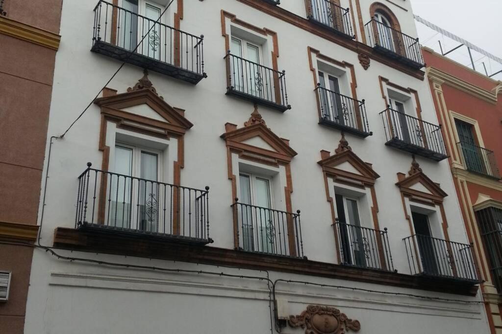 Alleanza, Puerta A Santa Cruz セビリア エクステリア 写真